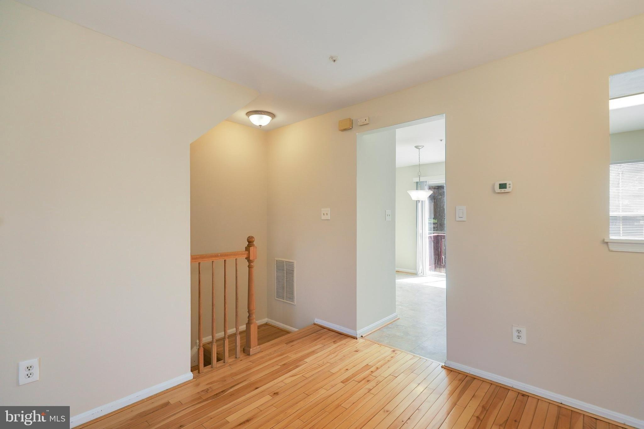 Alabaster Ct, Capitol Heights, MD 20743