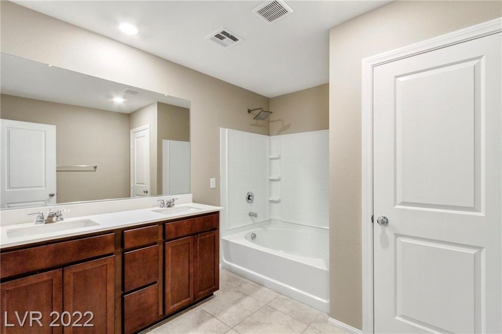 Carved Terrace Ave, North Las Vegas, NV 89084