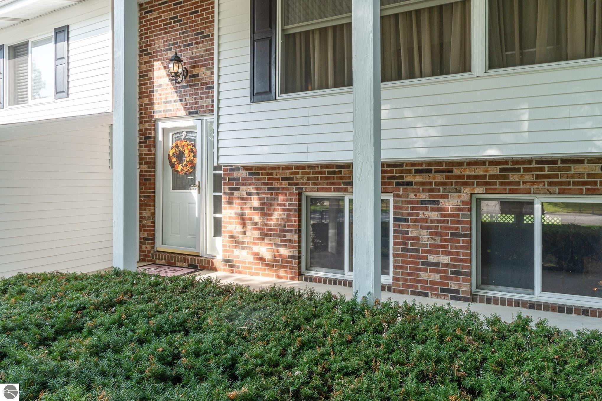 Smalley Dr, Mount Pleasant, MI 48858