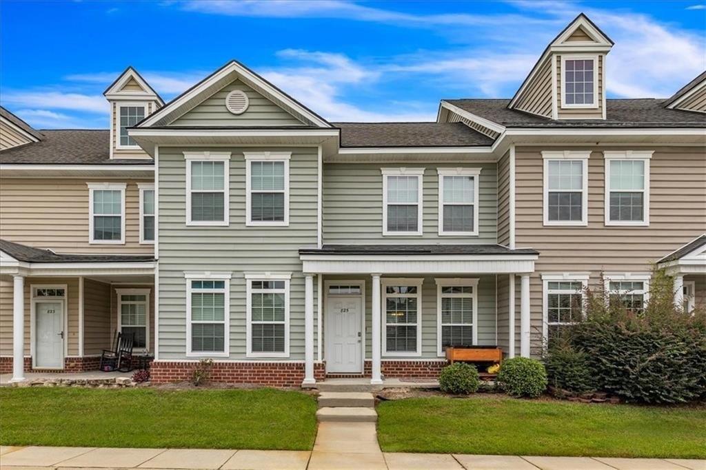 Terrell Dr, Hinesville, GA 31313