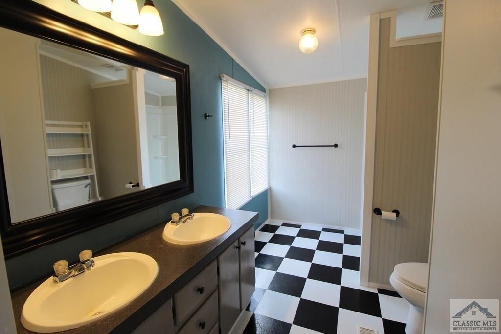 Comer Rd, Comer, GA 30629