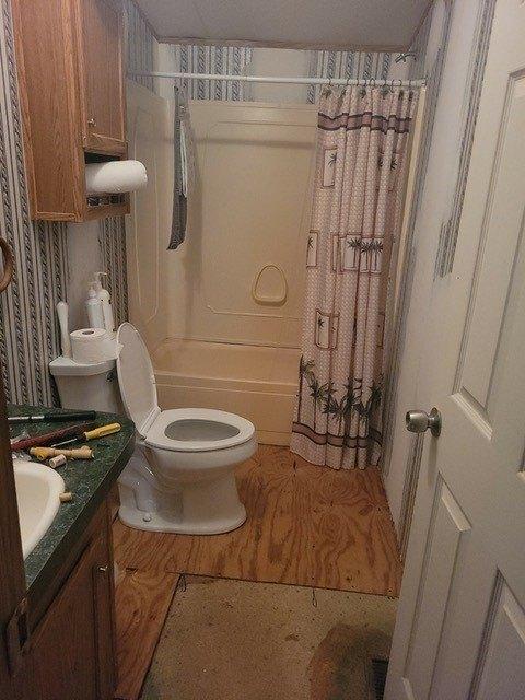 Duke Dr, Fort Mitchell, AL 36856