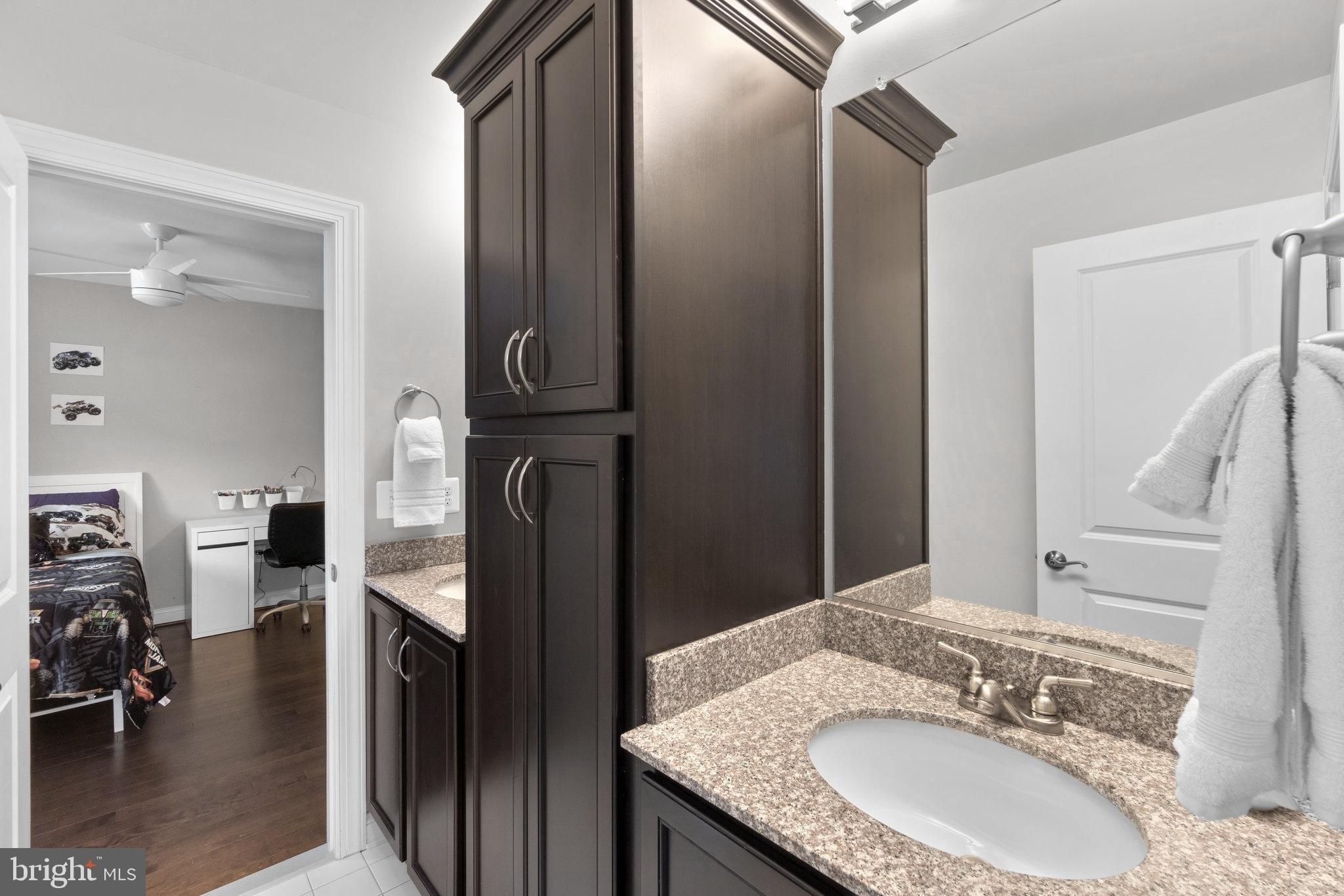 Kayley Dr, Sykesville, MD 21784