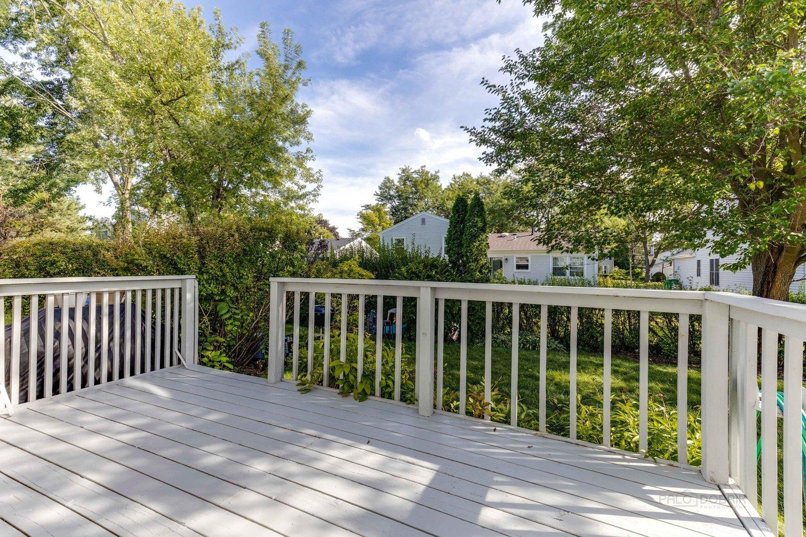 Lasalle Ln, Buffalo Grove, IL 60089