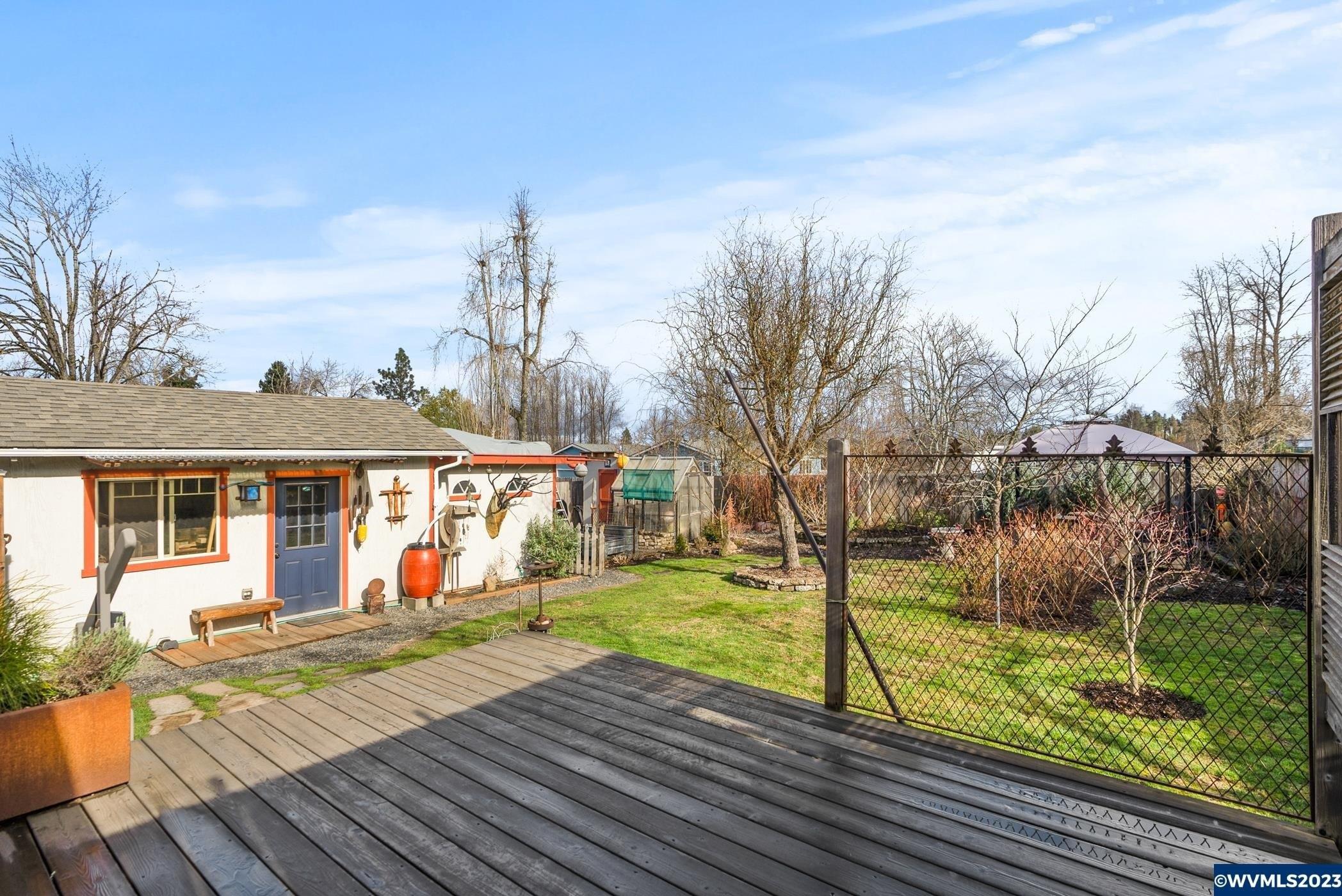 Norway St, Silverton, OR 97381