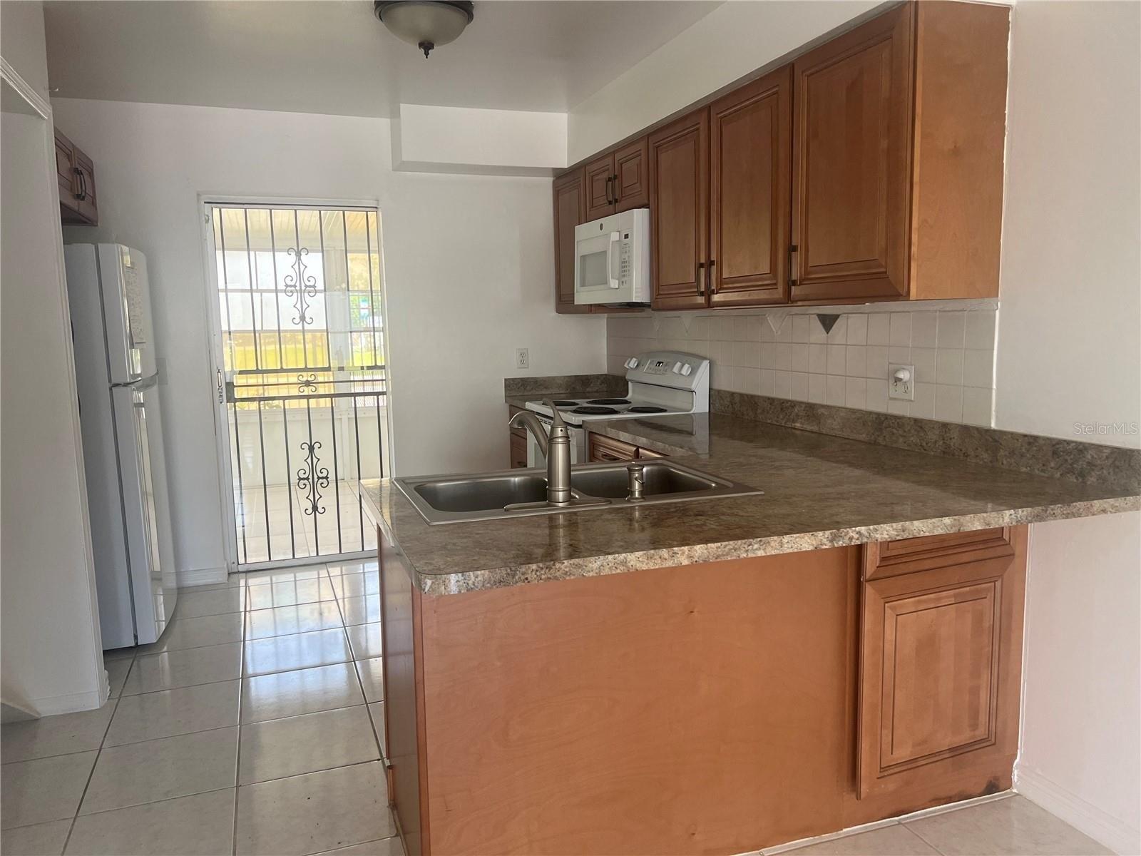 Lake Villa Way, Kissimmee, FL 34743