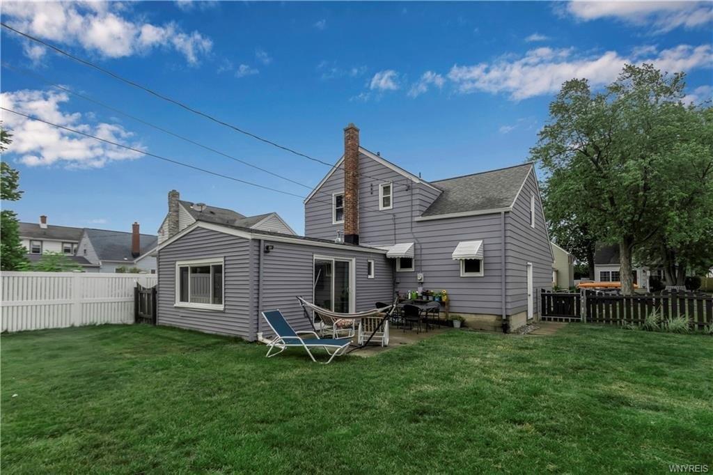 Claremont Ave, Town Of Tonawanda, NY 14223