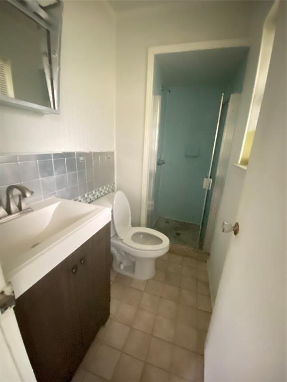 Wintergreen Rd, Carrollton, TX 75006