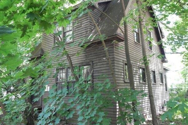 Skirrow Pl, Kalamazoo, MI 49008
