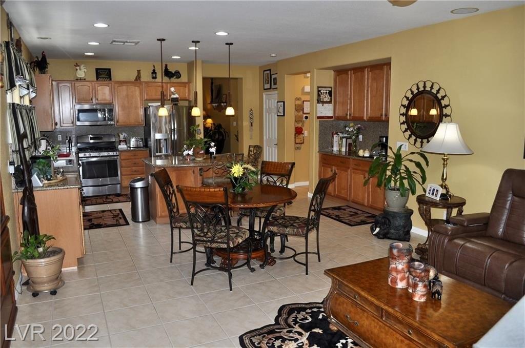 Cougar Falls Ct, North Las Vegas, NV 89085
