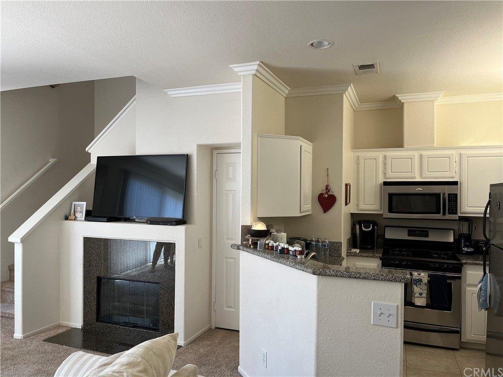 E Portofino Ave, Anaheim, CA 92808