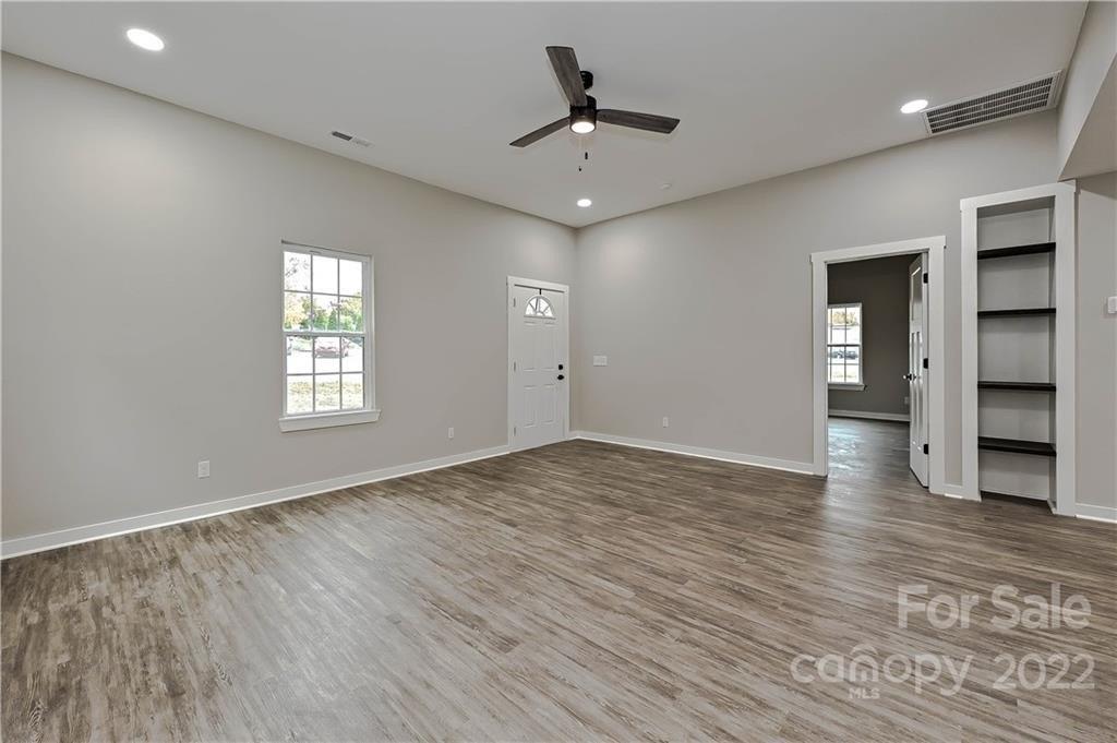 S Main St, Landis, NC 28088