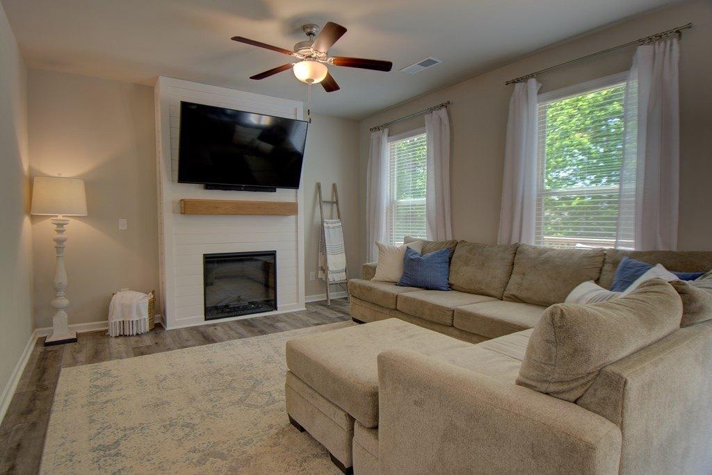 Mcginnis Cir, Calhoun, GA 30701
