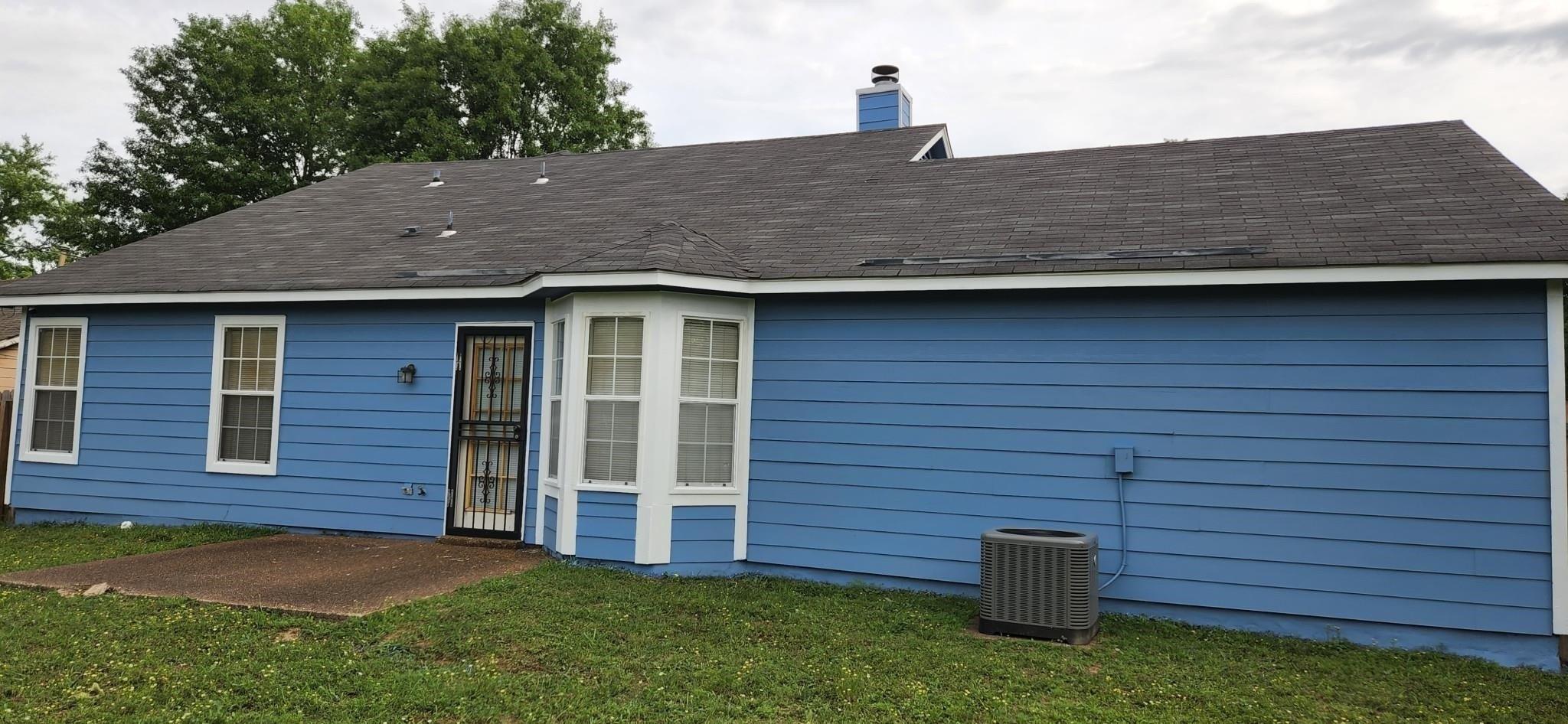 Breezy Gate Dr, Cordova, TN 38018