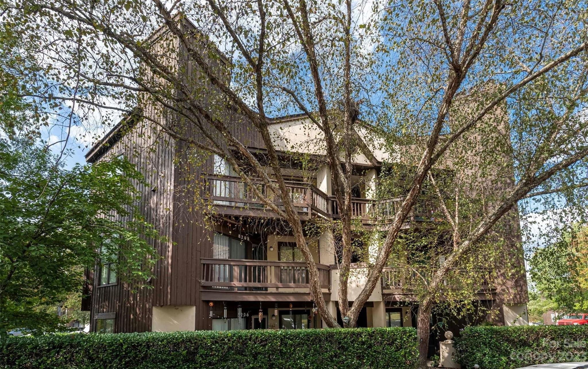Cedar Glen Dr, Charlotte, NC 28212