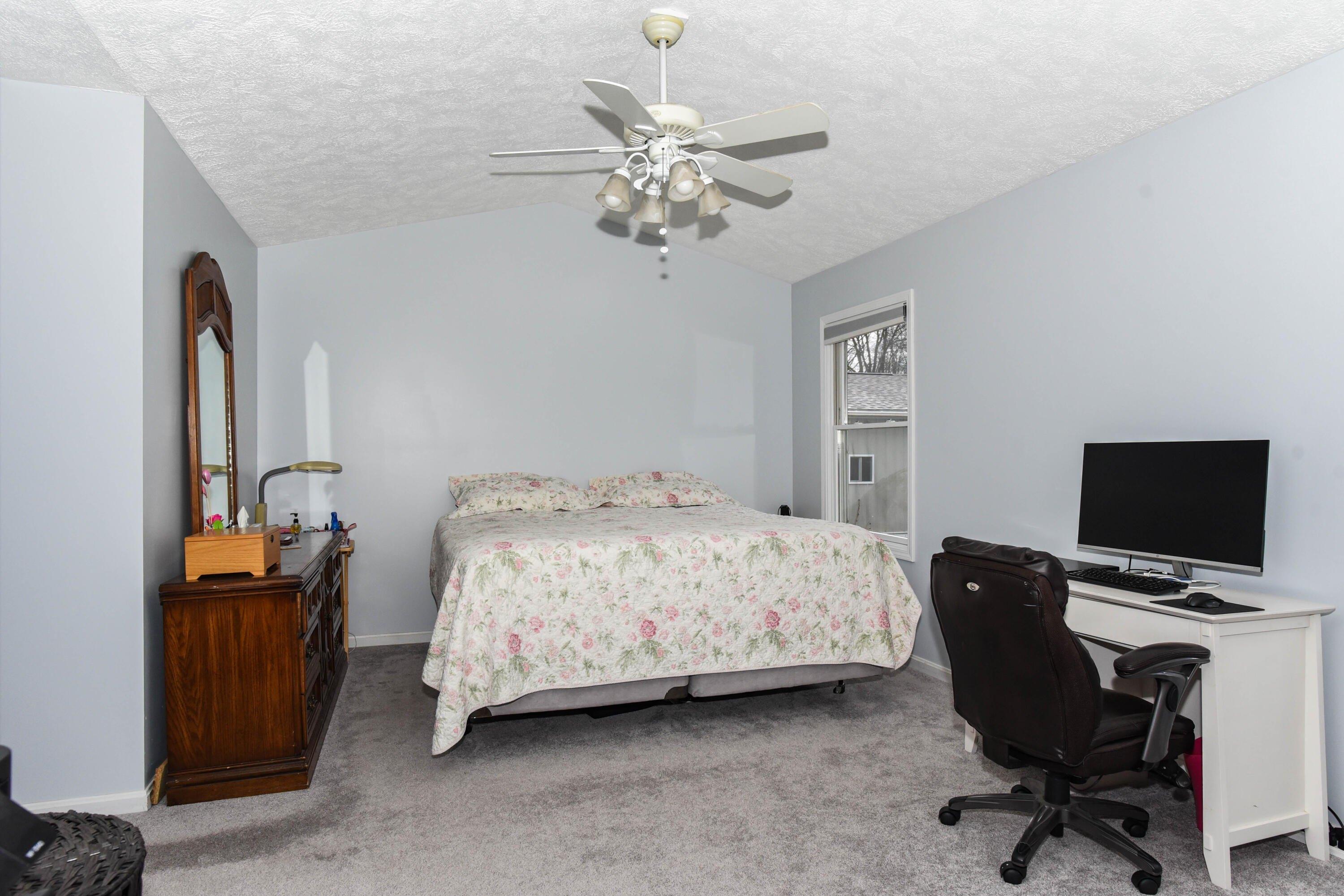 Eaglehead Ave, Kalamazoo, MI 49009
