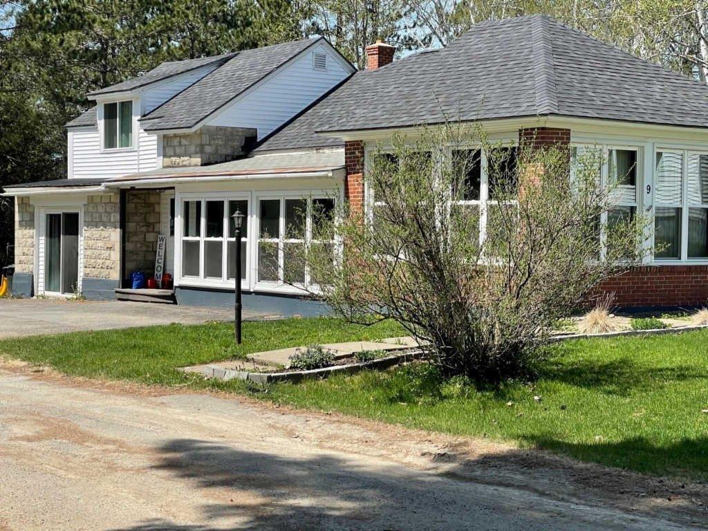 Abraham St, Houlton, ME 04730
