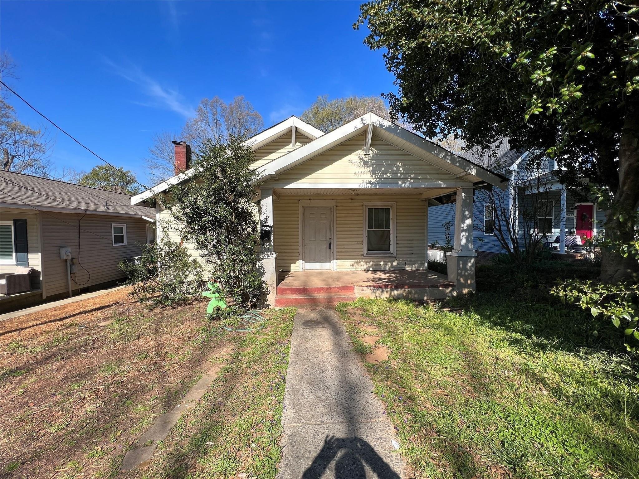 N Mcdowell St, Charlotte, NC 28205