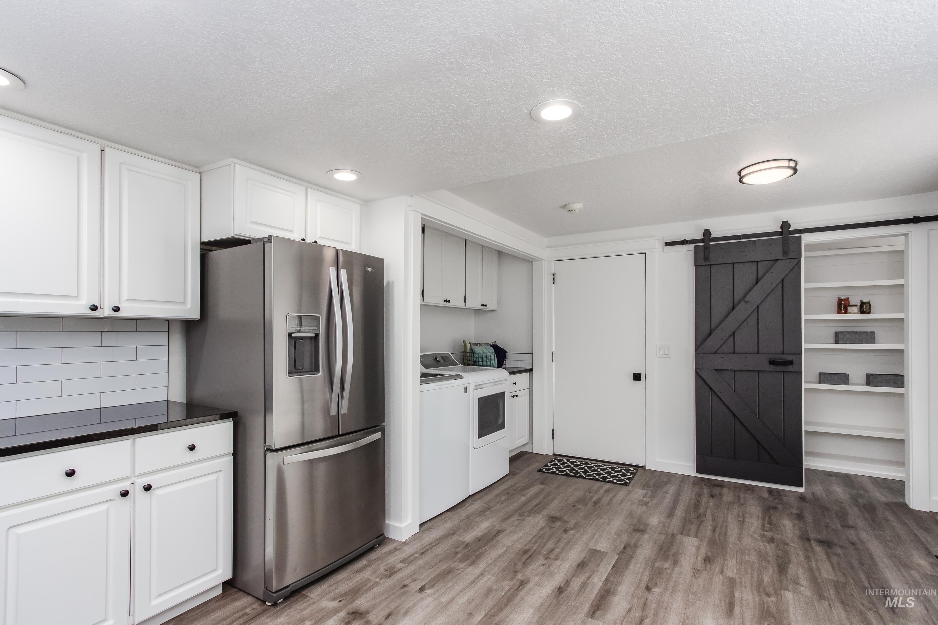 N Camelot Dr, Boise, ID 83704