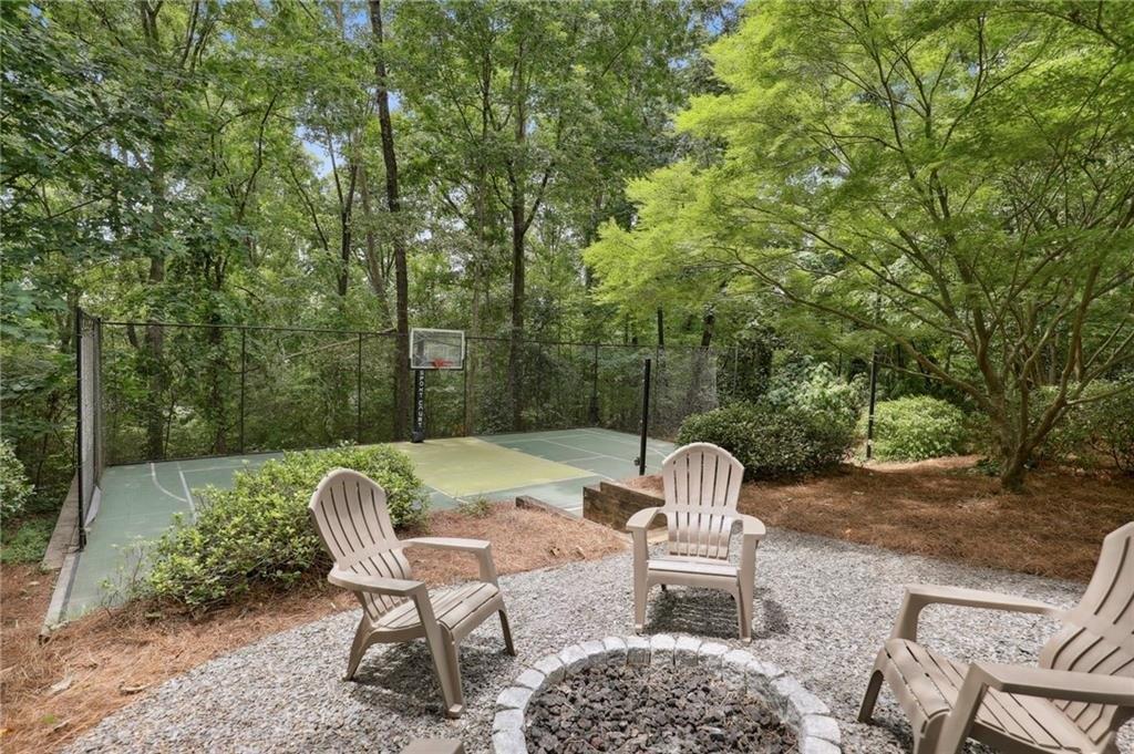 River Park Dr, Sandy Springs, GA 30328