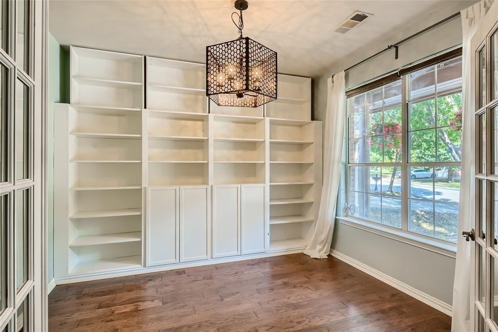 Bacon Dr, Fort Worth, TX 76244