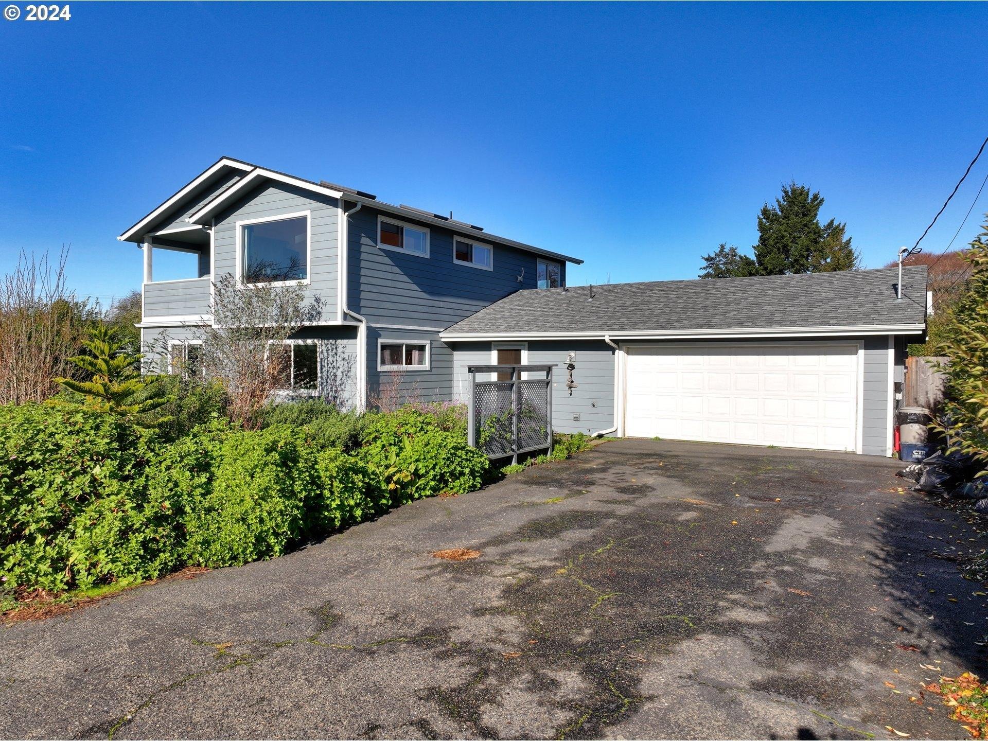 S Hazel St, Brookings, OR 97415