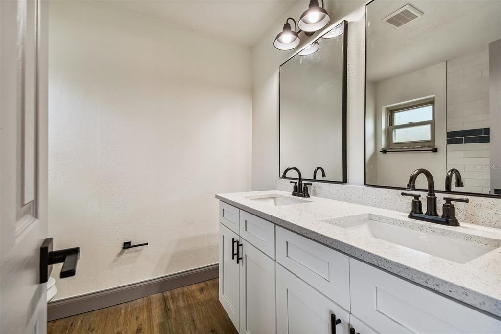 Jeffords St, Clearwater, FL 33764
