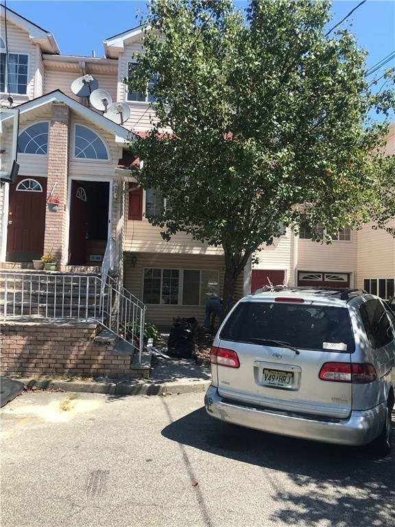 Arden Ave, Staten Island, NY 10312