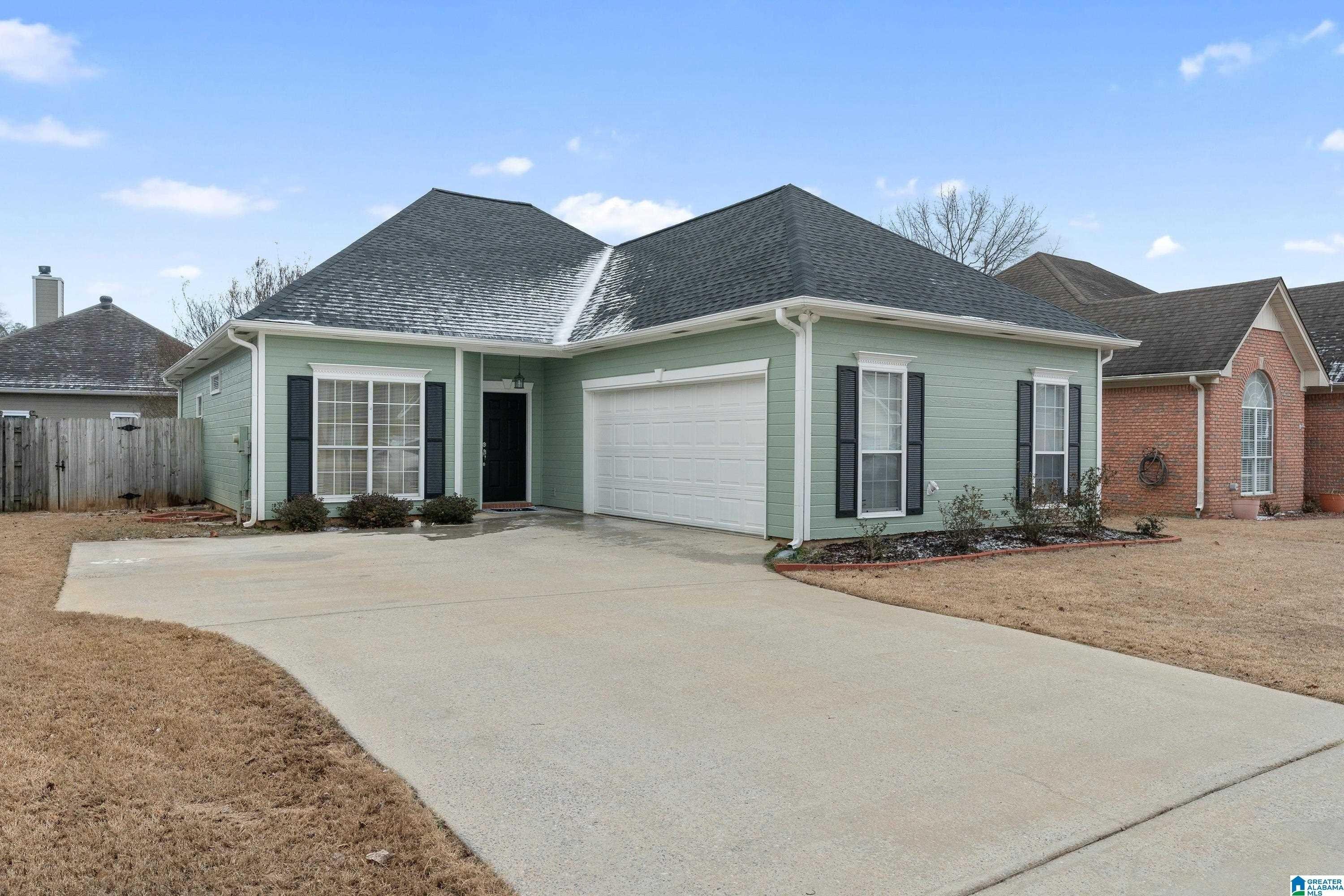 Amberley Woods Dr, Helena, AL 35080