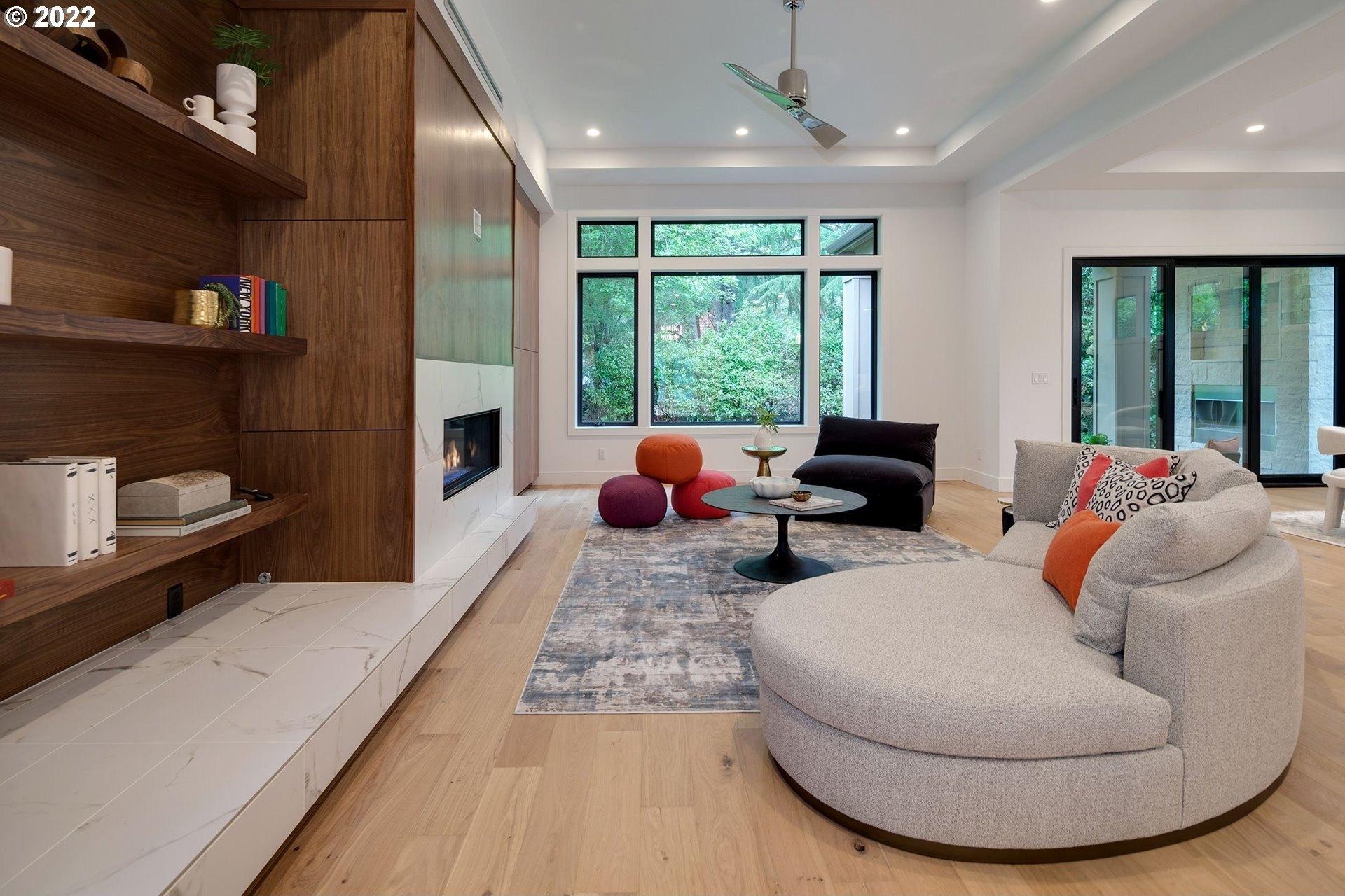 Childs Rd, Lake Oswego, OR 97035