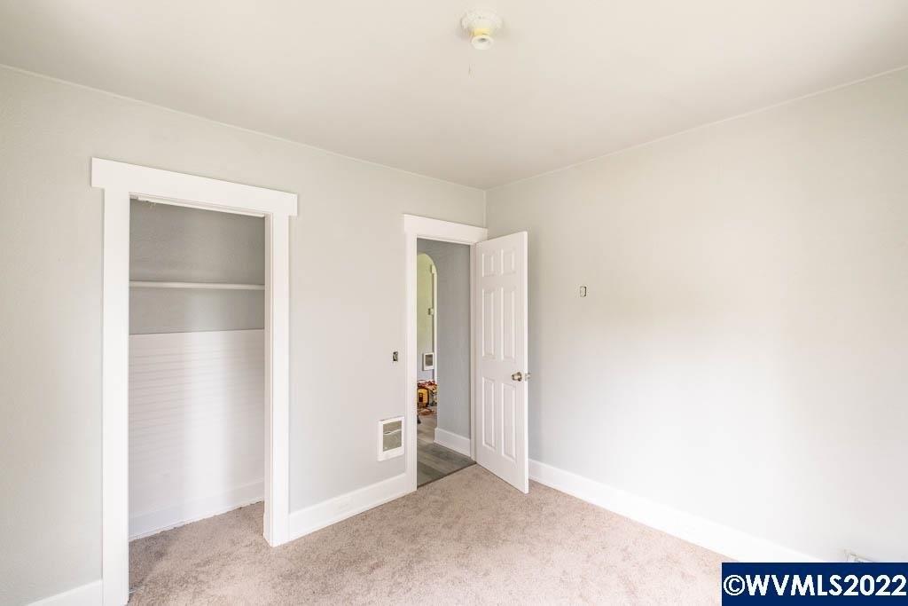 E Rose St, Lebanon, OR 97355
