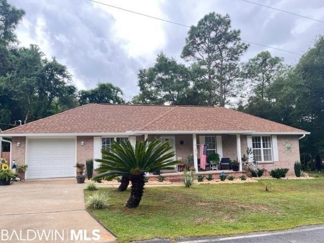 Manuel Cir, Lillian, AL 36549