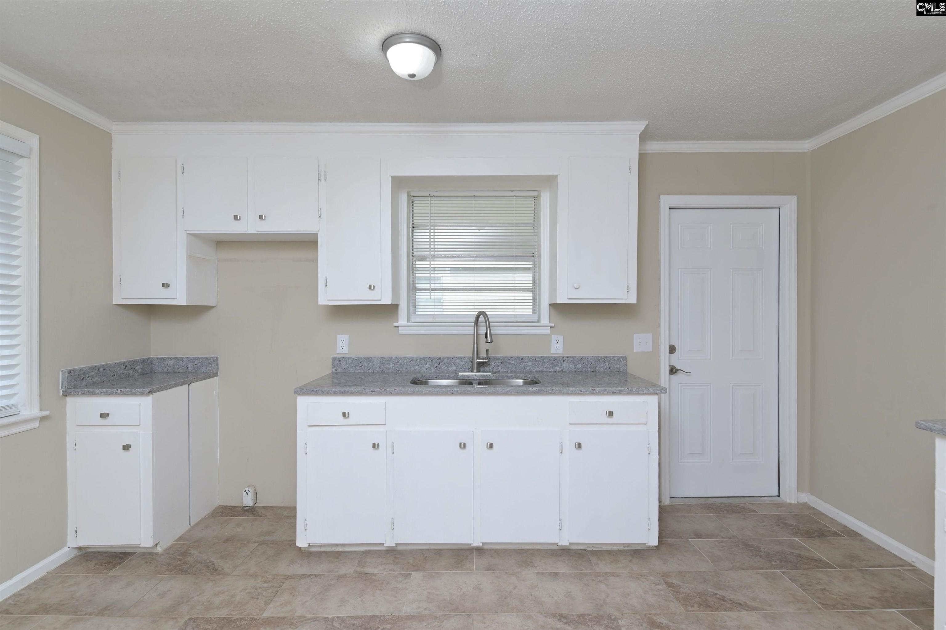 Nikon Cir, West Columbia, SC 29172