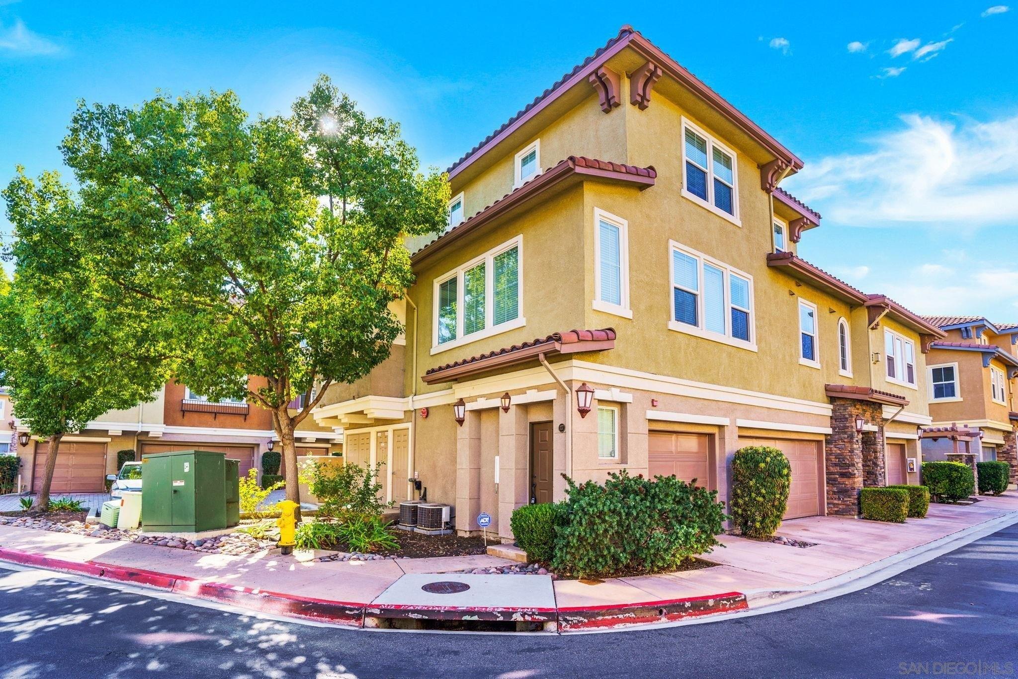 Via Montisi, Santee, CA 92071