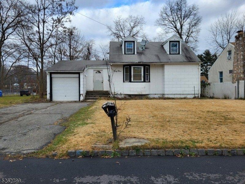Riveredge Dr, Fairfield, NJ 07004