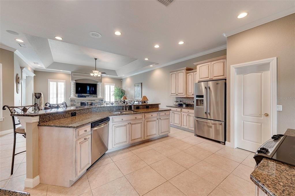Sunrise Hill Ln, Auburndale, FL 33823