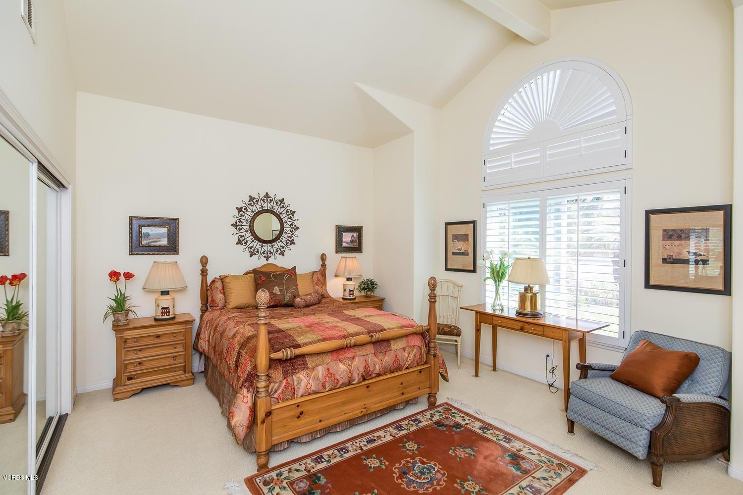 Lynnmere Dr, Thousand Oaks, CA 91360