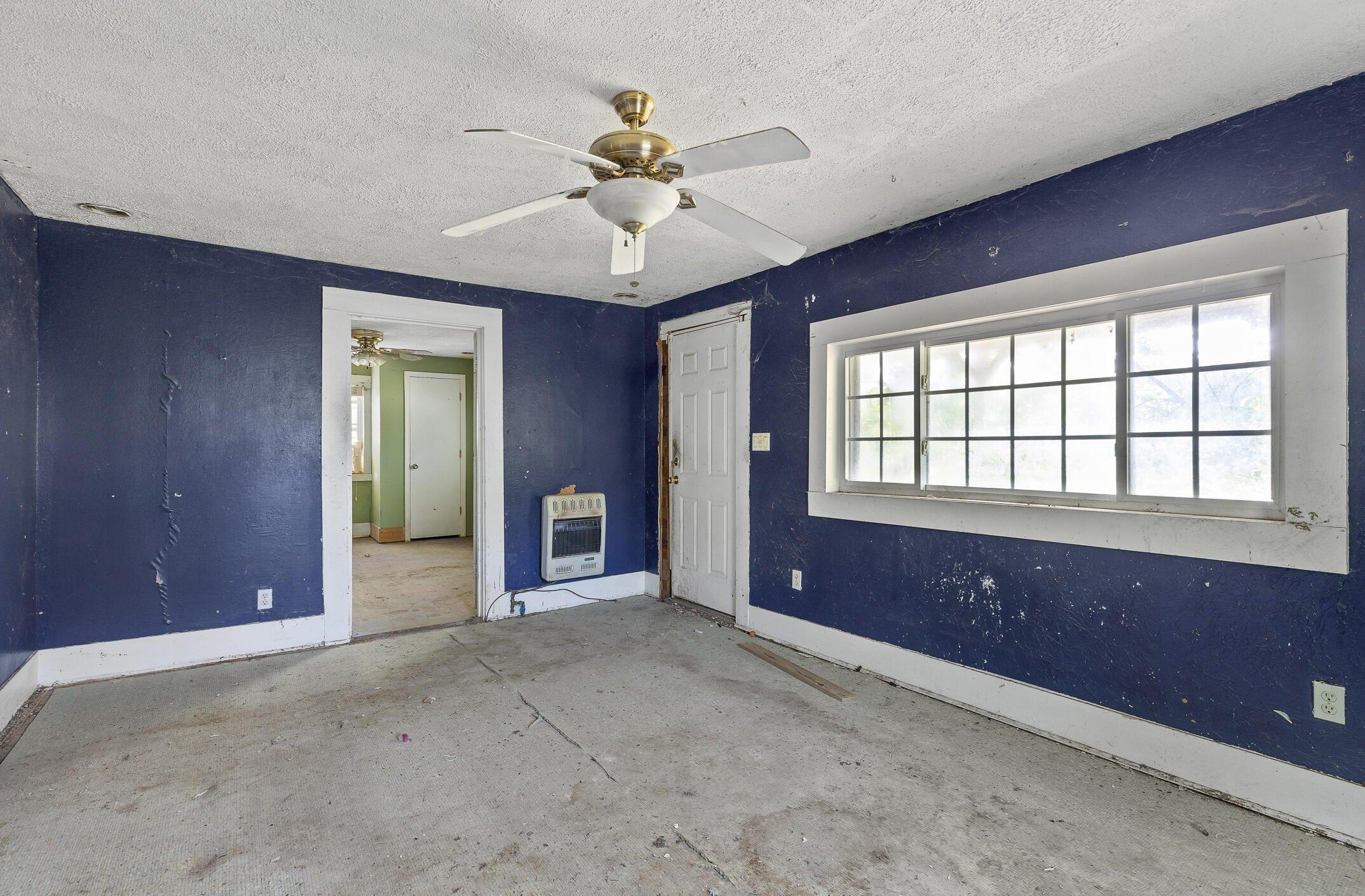 W Cove Rd, Chickamauga, GA 30707