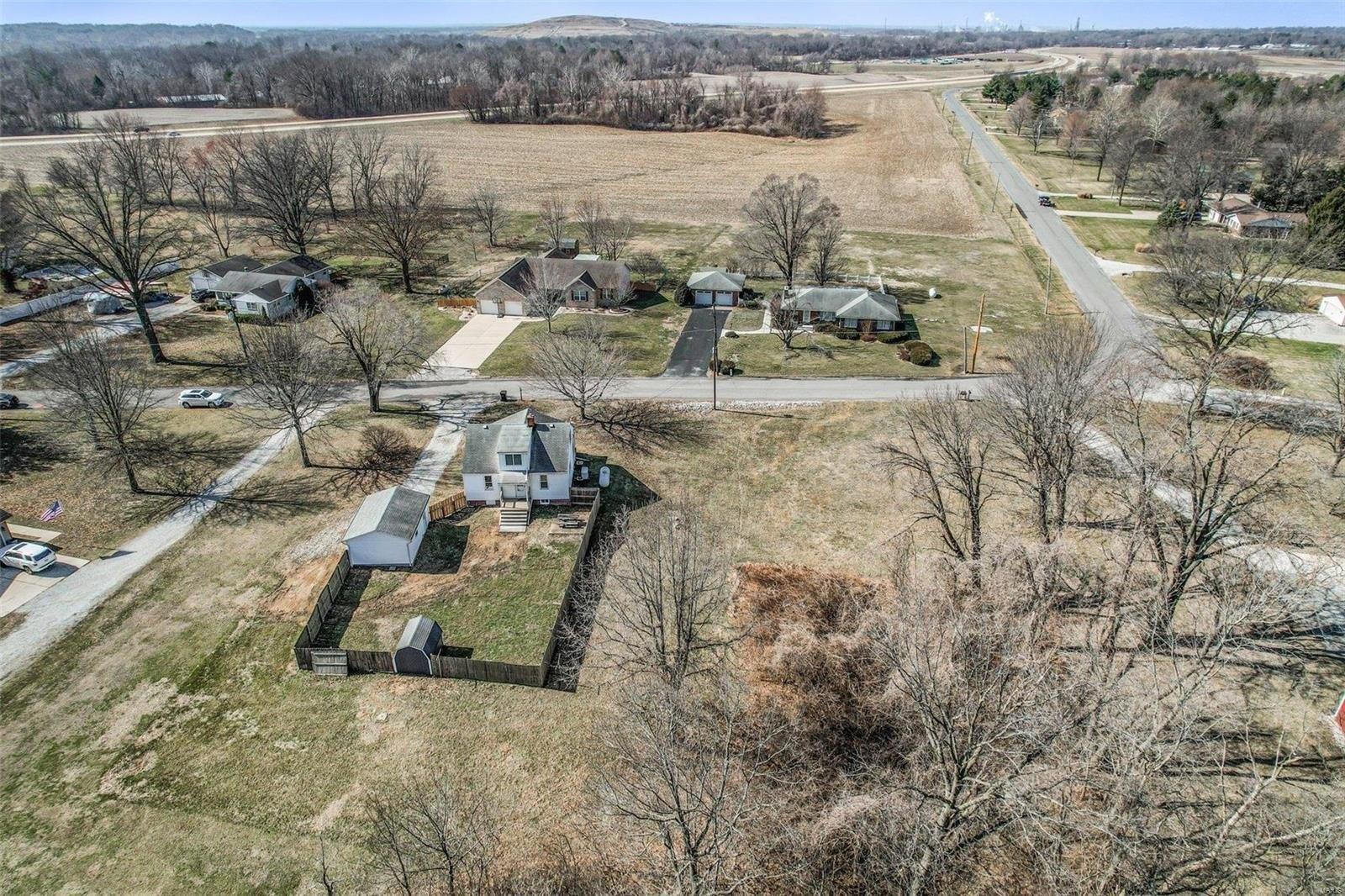 Drda Ln, Edwardsville, IL 62025