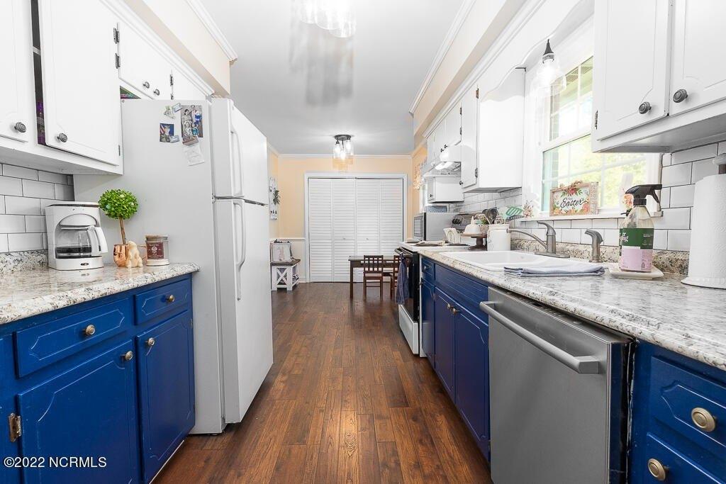 Cypress Shores Dr, New Bern, NC 28562