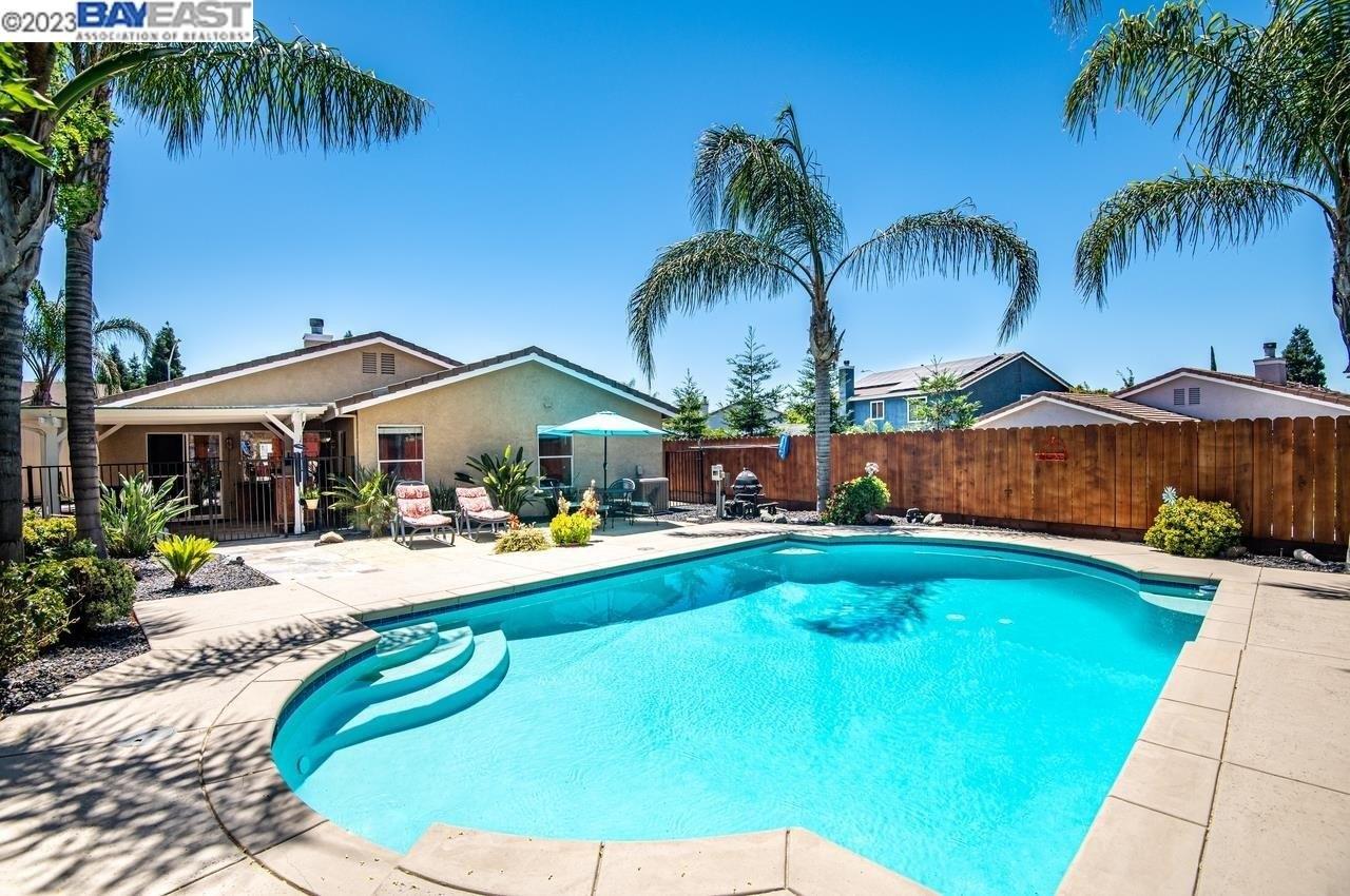 Cose Ln, Tracy, CA 95377