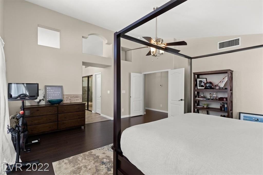 Shady Vista Dr, Las Vegas, NV 89134