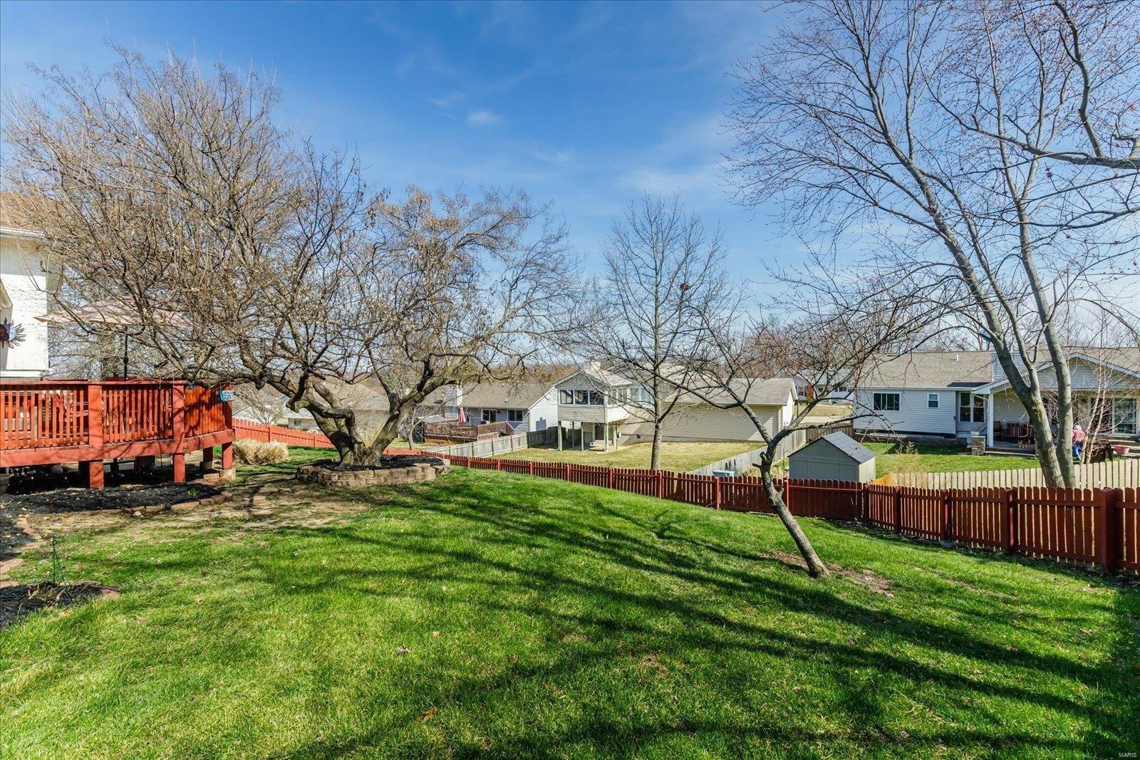 Amberly Dr, Saint Peters, MO 63376