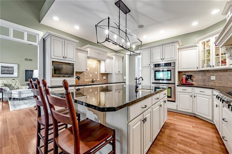 Rimrock Rd, Greensburg, PA 15601
