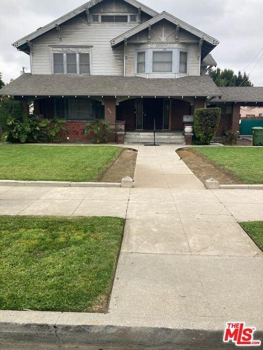 W 25th St, Los Angeles, CA 90018