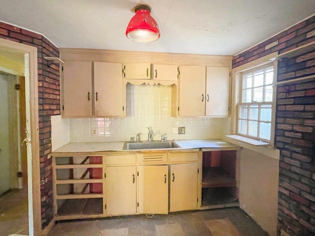 North Rd, Westfield, MA 01085