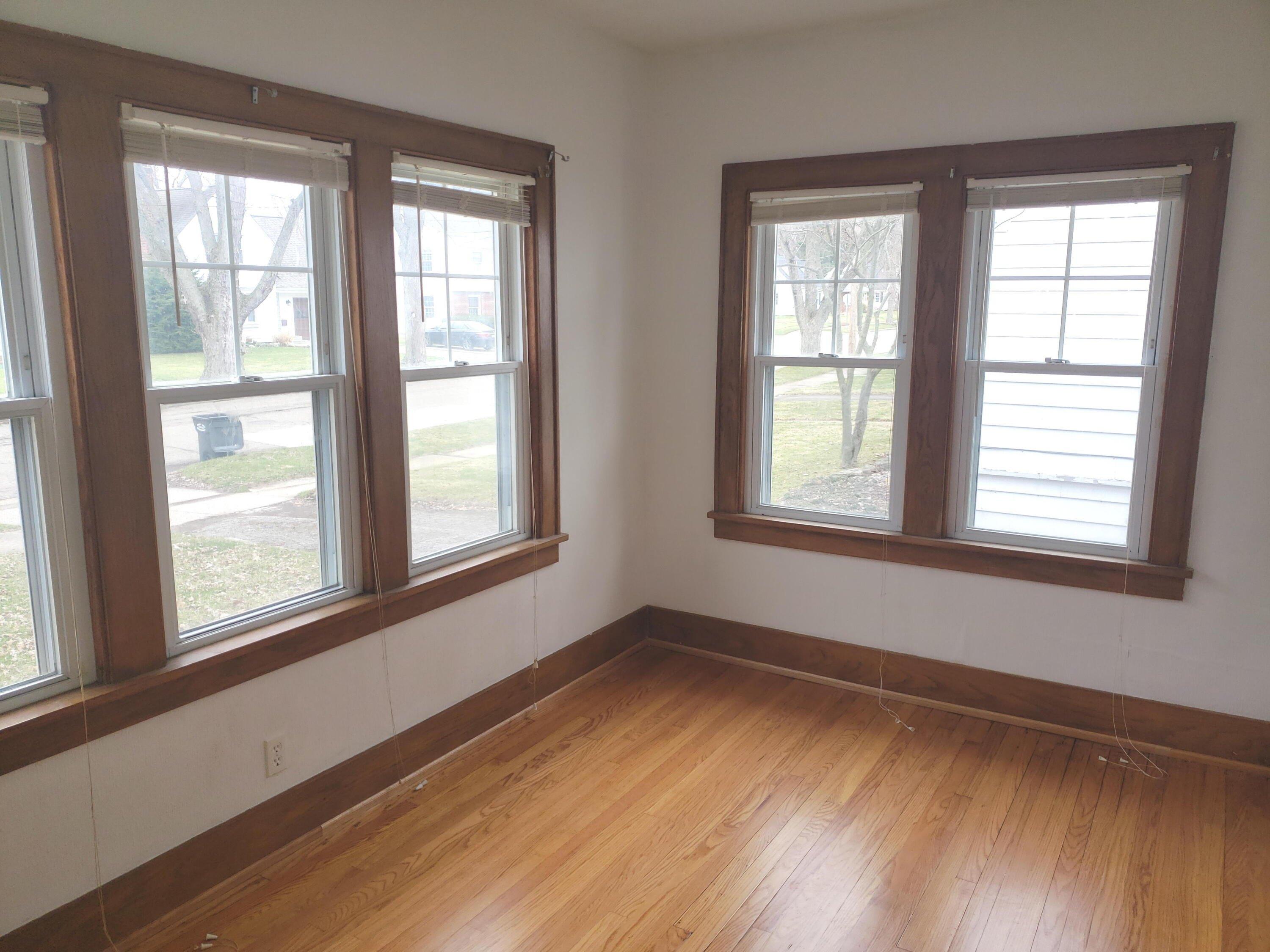 Lakeway Ave, Kalamazoo, MI 49001