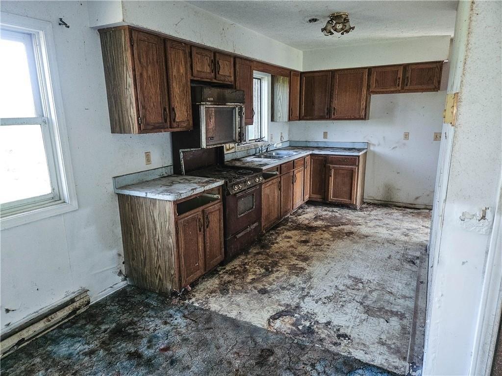Tyler Rd, Newark, NY 14513