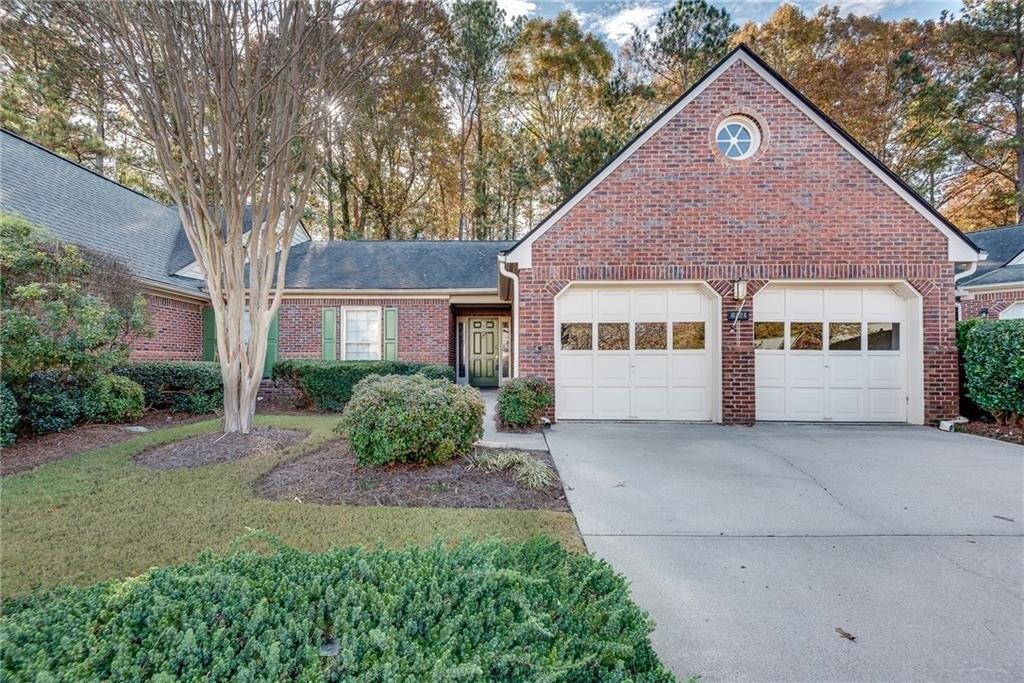 Meadow Run Ct, Peachtree Corners, GA 30092