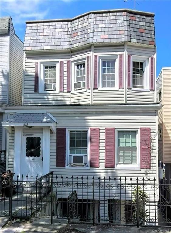 Barnes Ave, Bronx, NY 10462